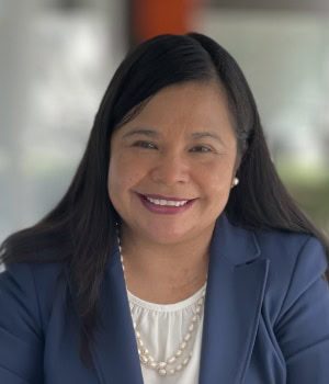 Dr. Gabriela Geron Pinon (2)