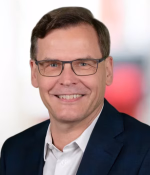 Uwe Schmid